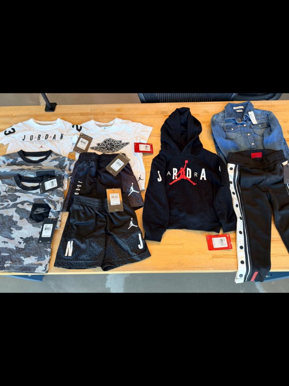Nike, Jordan, Ruum, House of JR, A.B.C Lot Of 11 Boys 2T Clothing. Tops + Bottom
